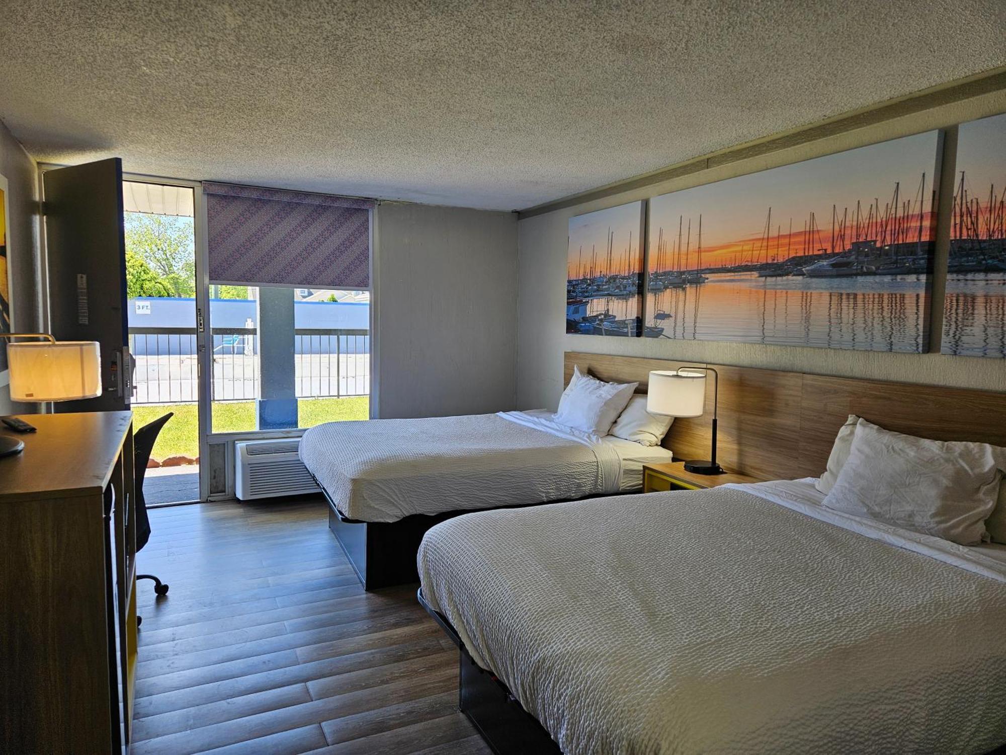 Days Inn By Wyndham Washington Bagian luar foto
