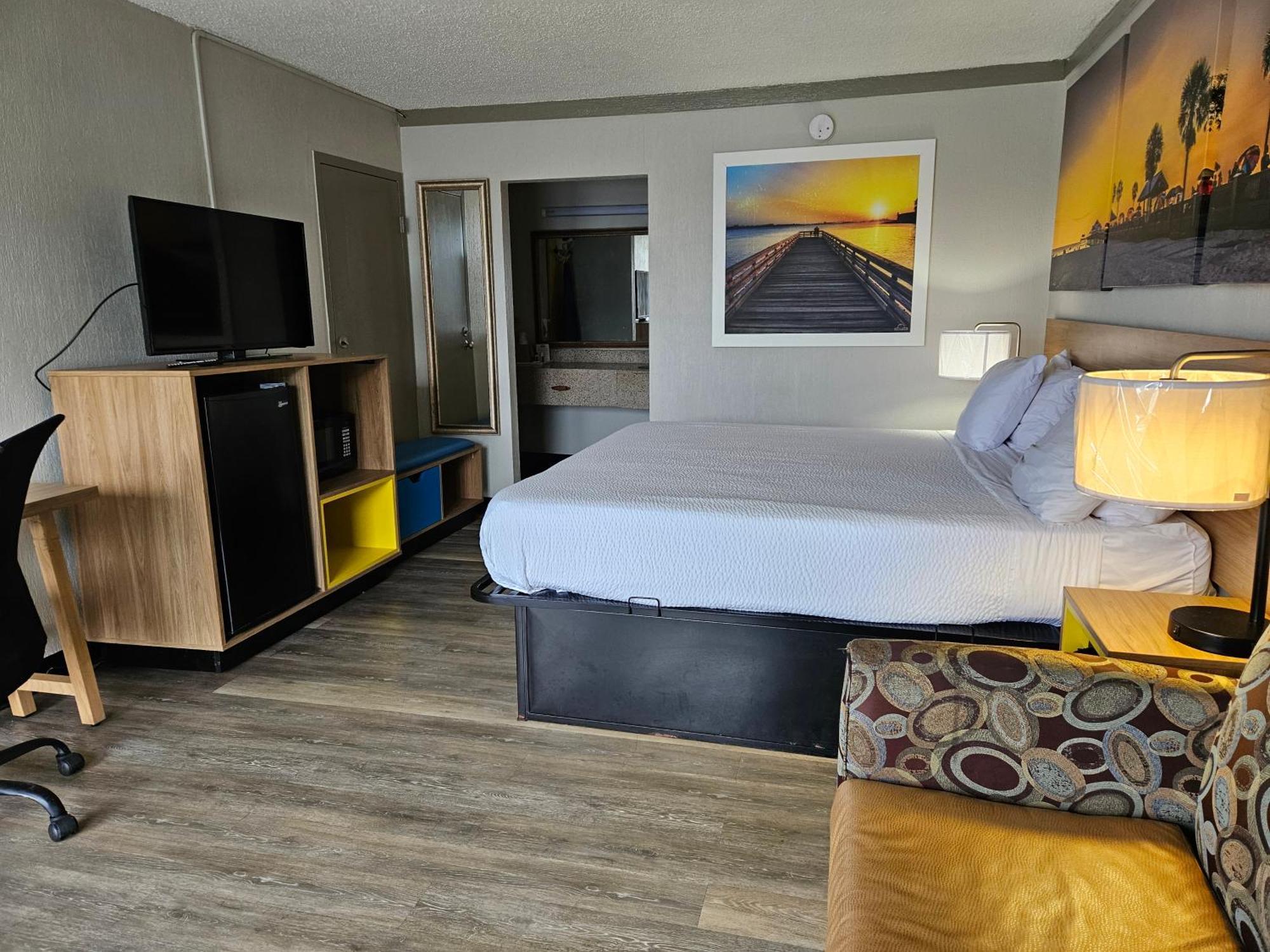 Days Inn By Wyndham Washington Bagian luar foto